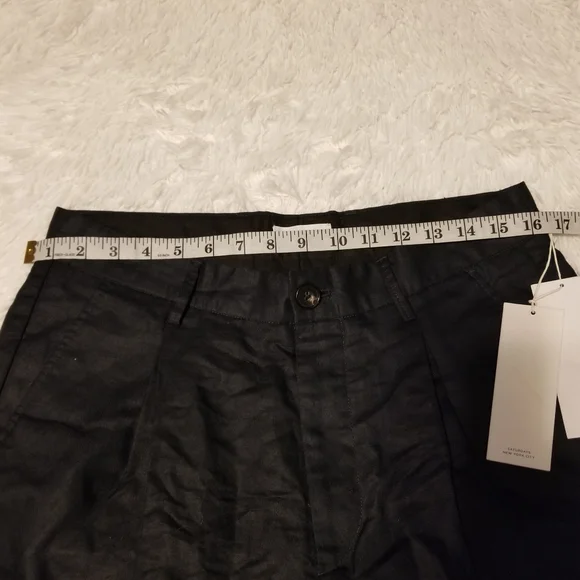 NWTSaturday New York City Short Men's Size 32 Color Navy